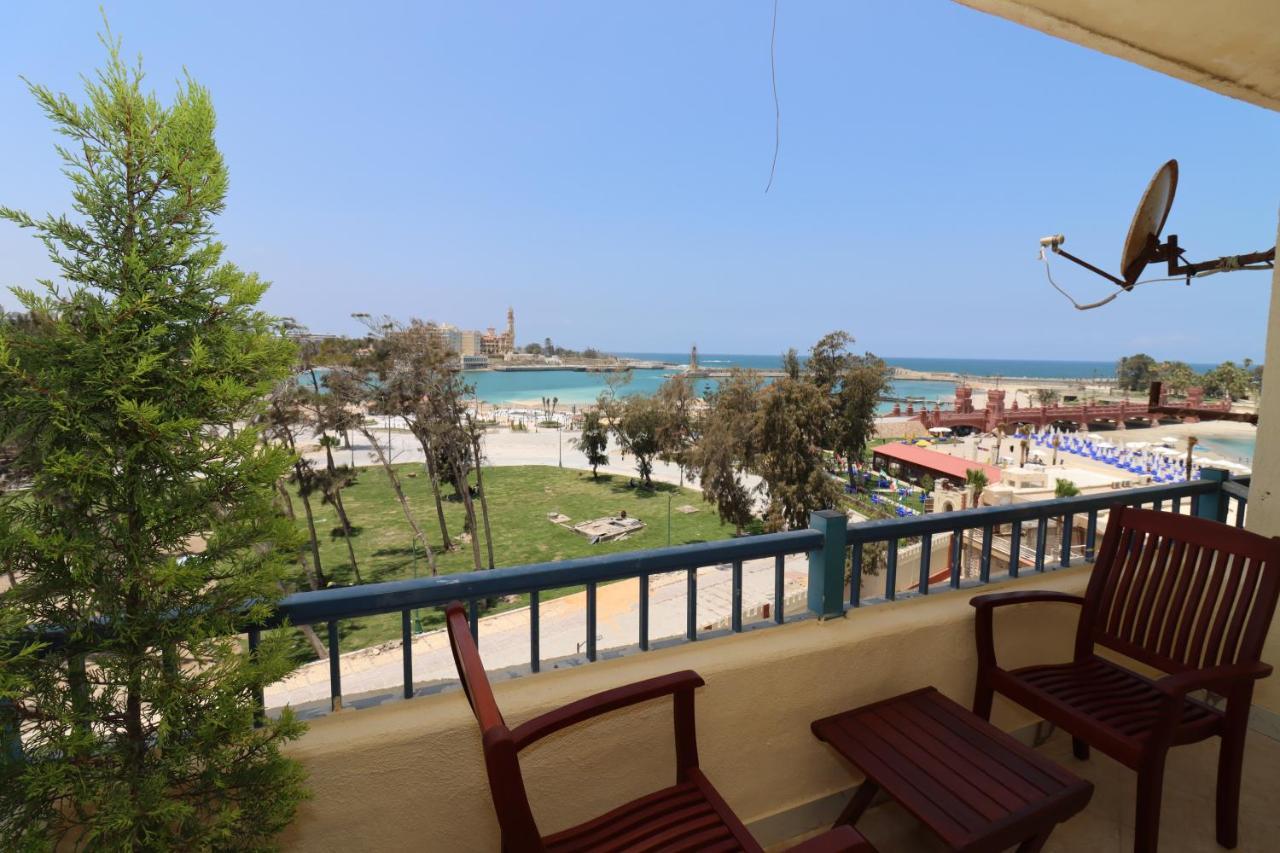 Beach Luxury Mamoura Private Beach Александрія Екстер'єр фото
